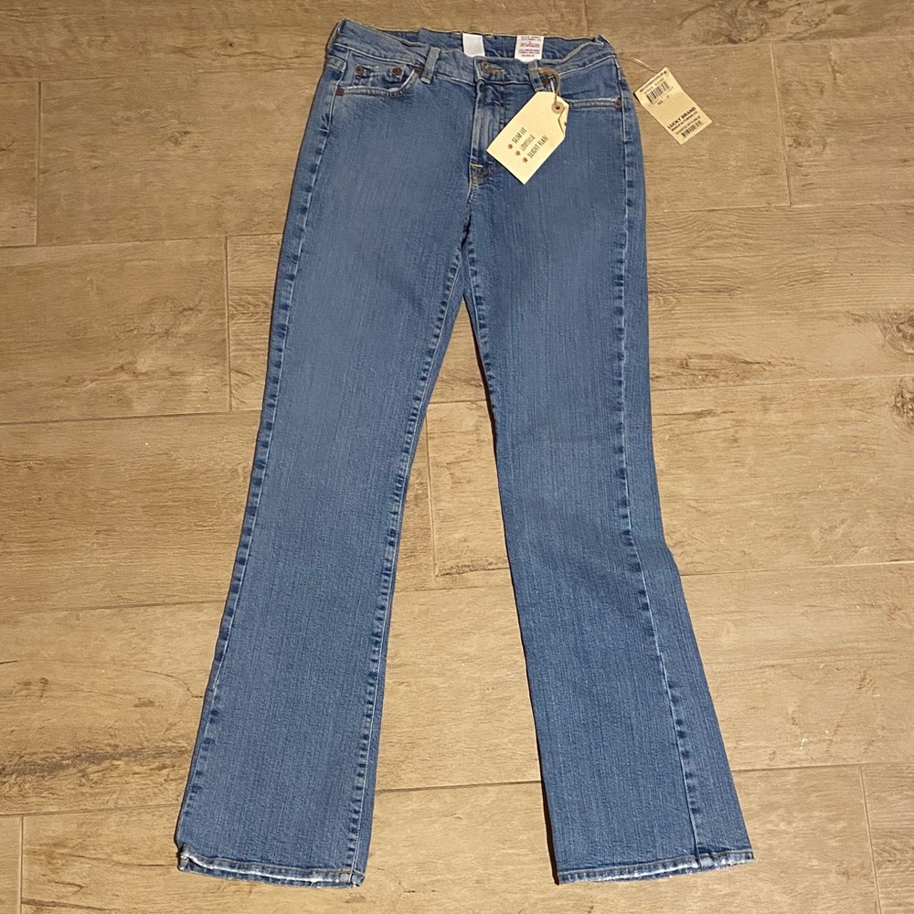Wrangler Women's Boot Cut Jeans in Blue